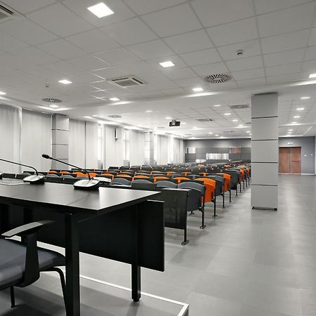 Hotel Srbija Lux Stara Pazova Dış mekan fotoğraf