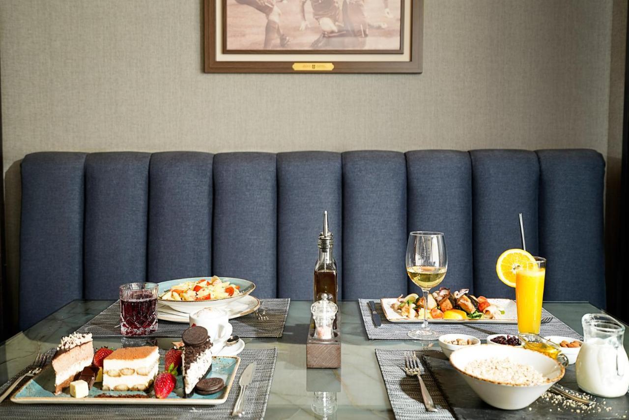 Hotel Srbija Lux Stara Pazova Dış mekan fotoğraf