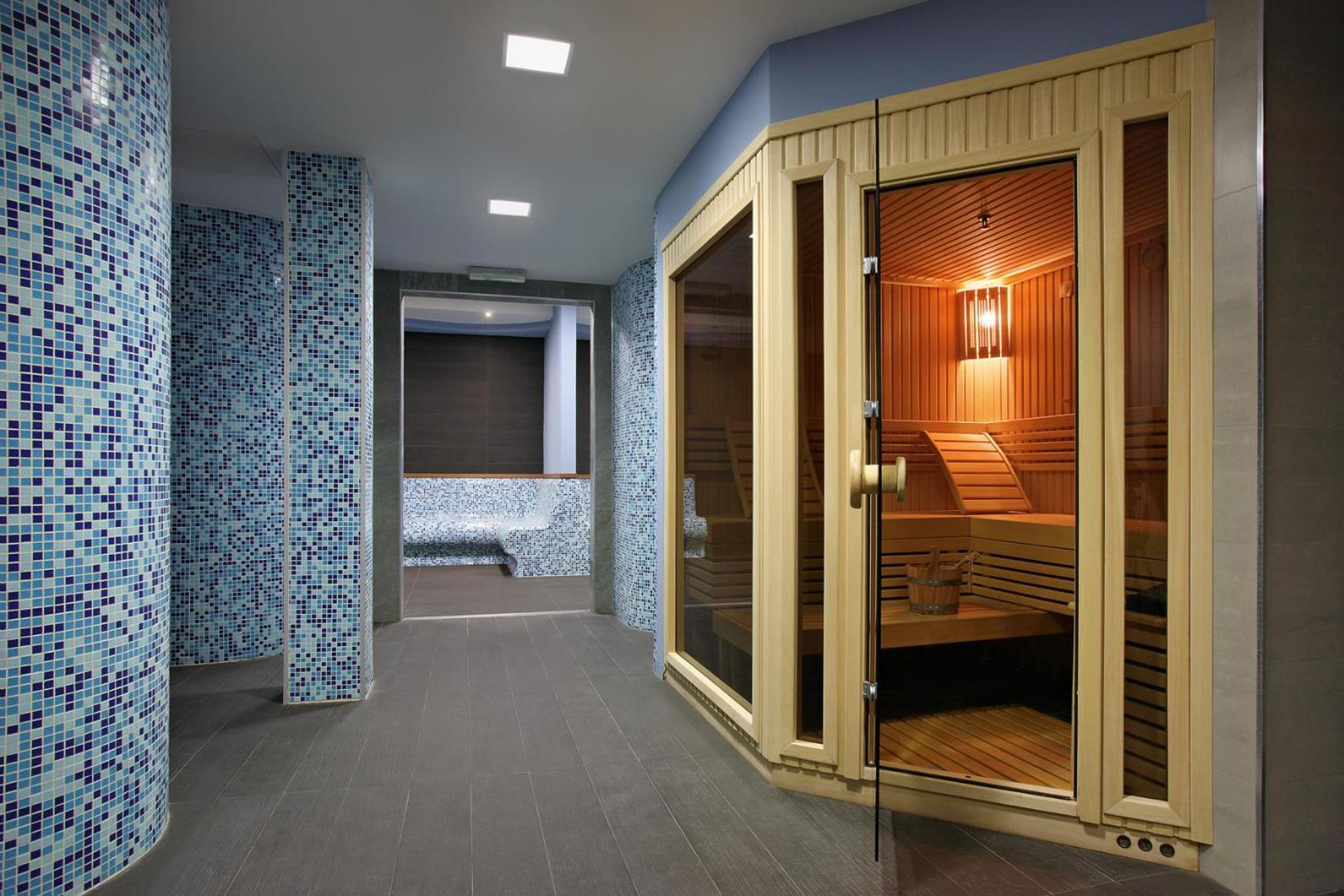 Hotel Srbija Lux Stara Pazova Dış mekan fotoğraf