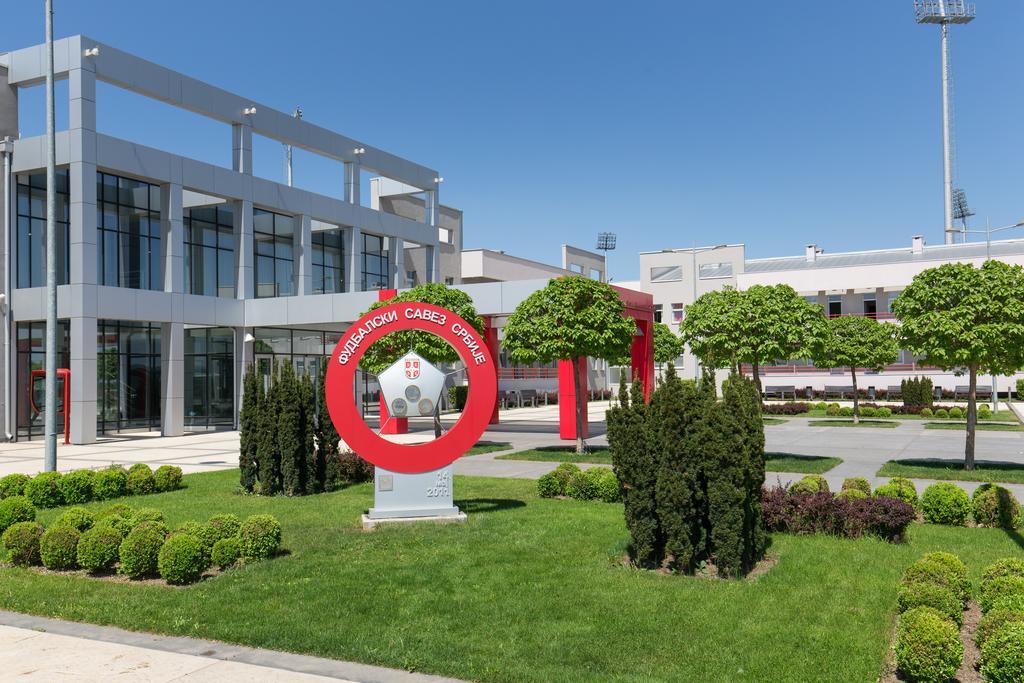Hotel Srbija Lux Stara Pazova Dış mekan fotoğraf