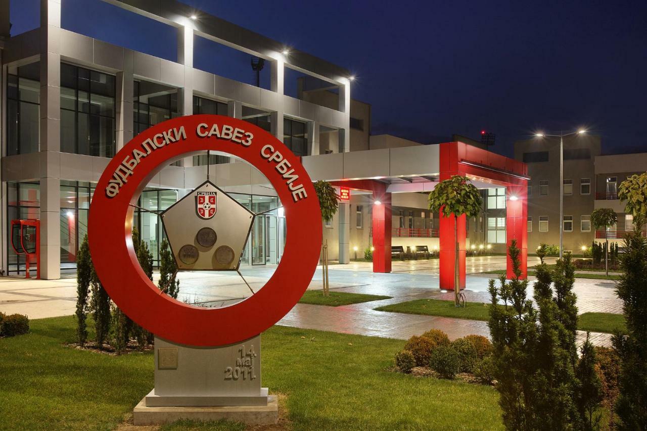 Hotel Srbija Lux Stara Pazova Dış mekan fotoğraf